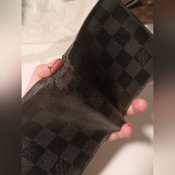 Louis Vuitton Damier Graphite Multiple Wallet - Picture 10 of 12